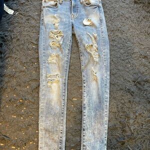 American eagle Distressed Light Blue Women’s Skinny Jeans size 29x32